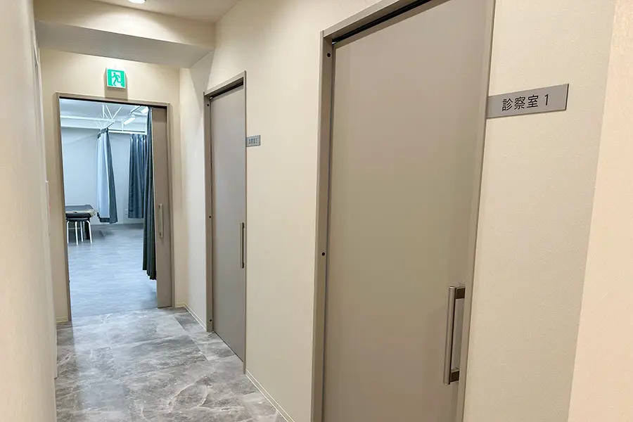 診察室(入り口)